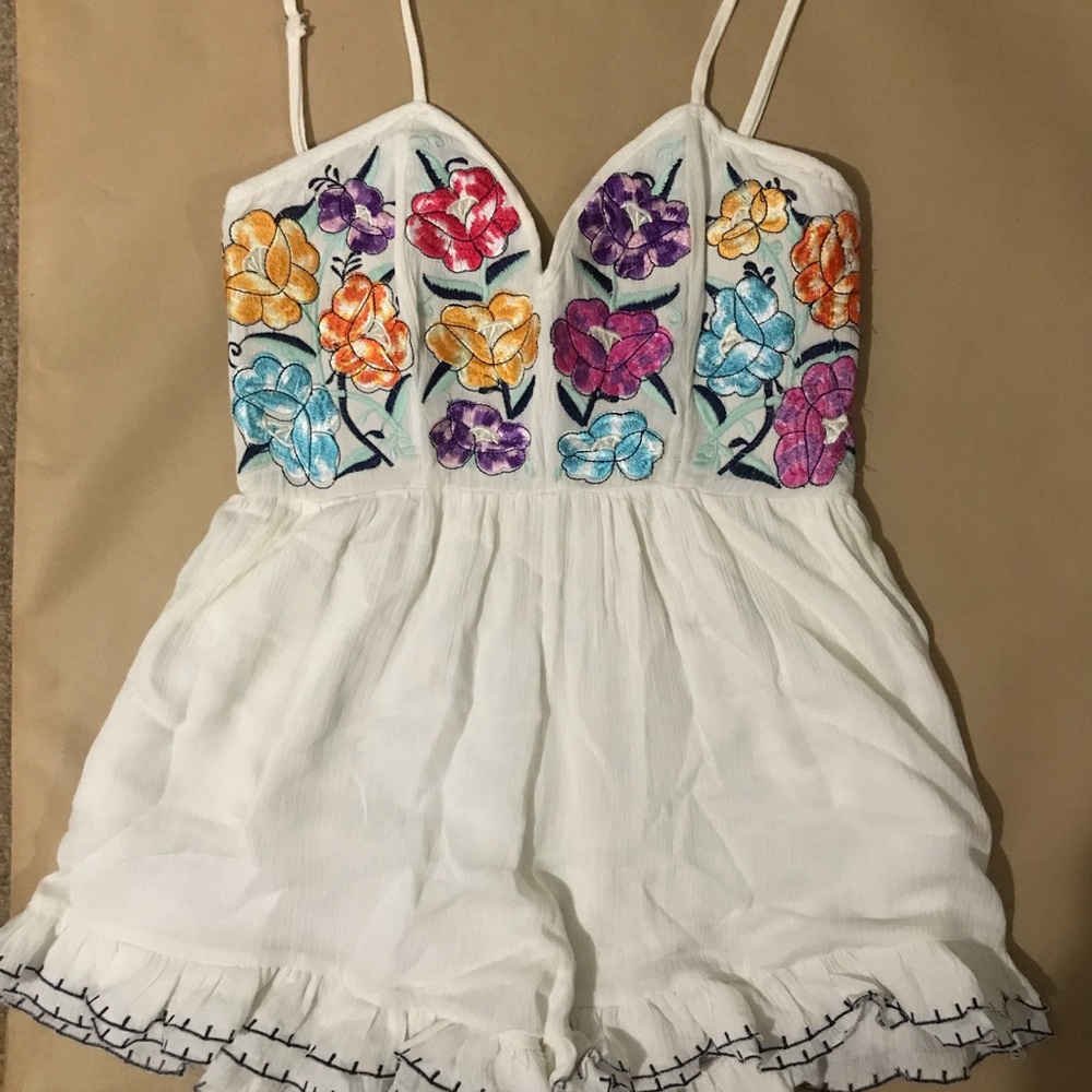 Babydoll floral romper